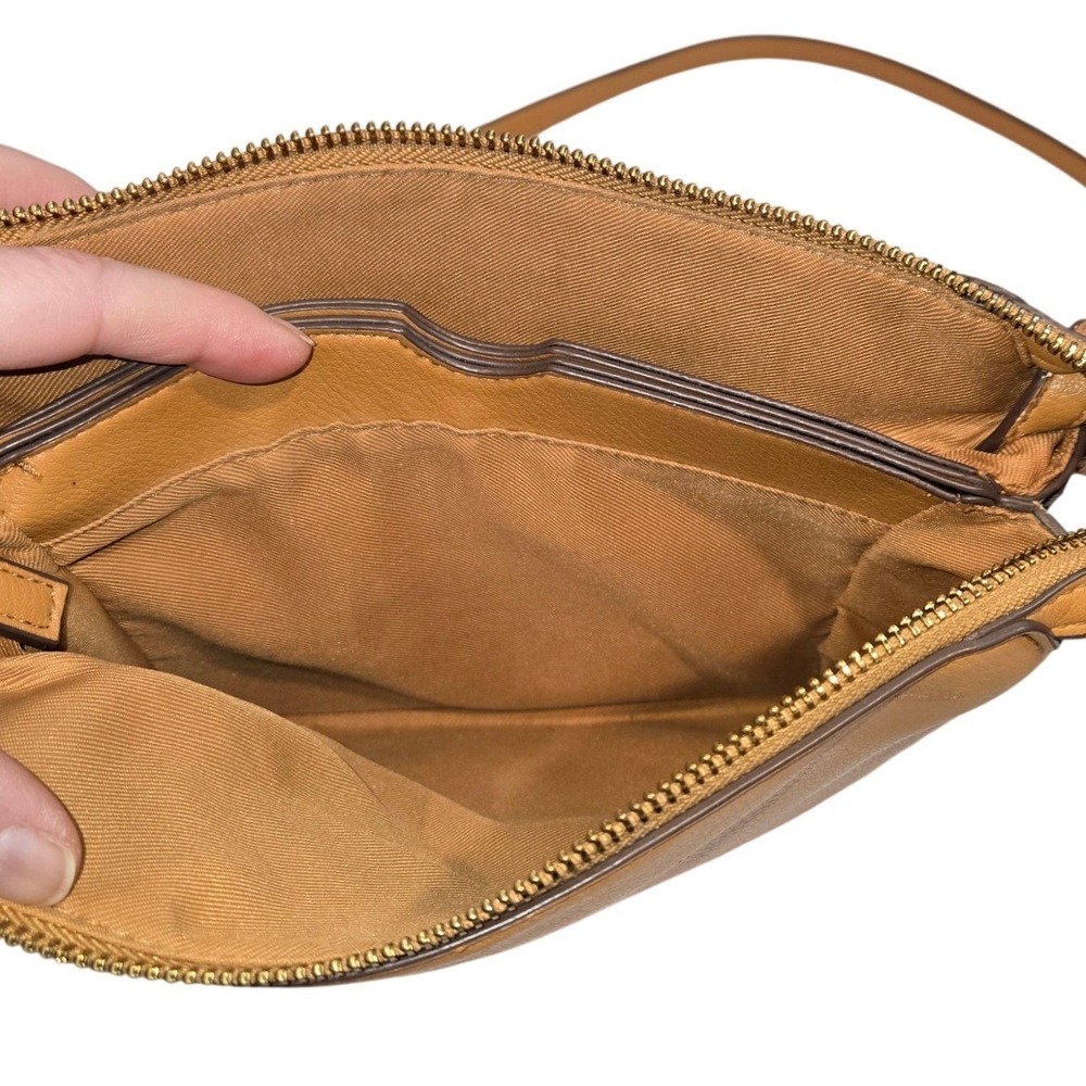 A New Day Tan Faux Leather Crossbody Bag Small Zip Organizer Camel - Picture 10 of 11